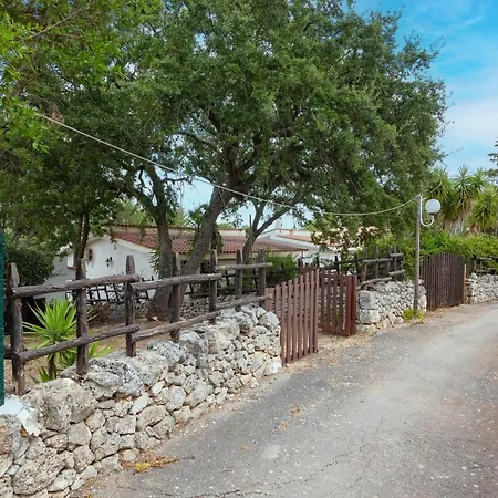 A Simona Villa Ostuni