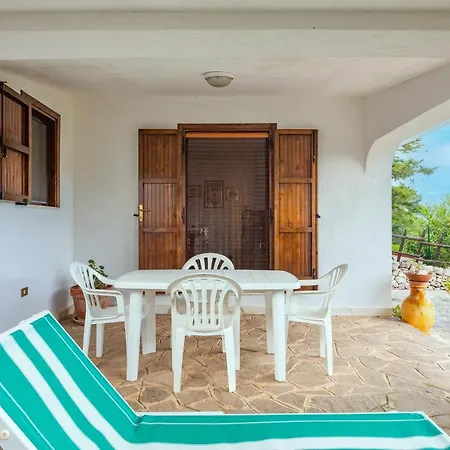 A Simona Willa Ostuni